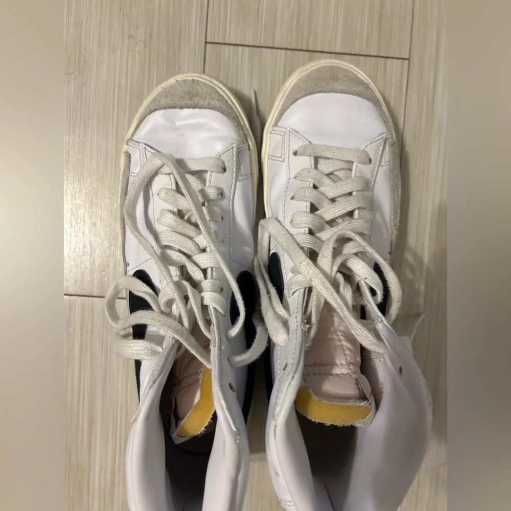 Nike High Top Blazers - Picture 3 of 9